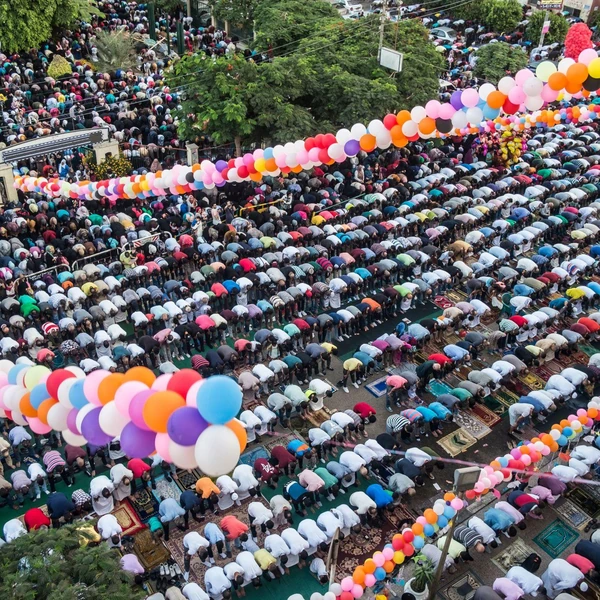 how to pray eid al adha prayer